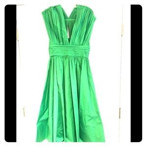 Stunning emerald green dress by Tracy Reece. Sz 6